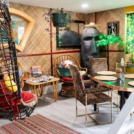 ルイスビル Tropical Tiki Hutヴィラ エクステリア 写真
