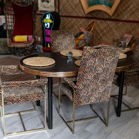 ルイスビル Tropical Tiki Hutヴィラ エクステリア 写真
