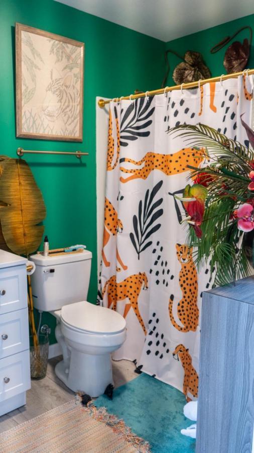 ルイスビル Tropical Tiki Hutヴィラ エクステリア 写真